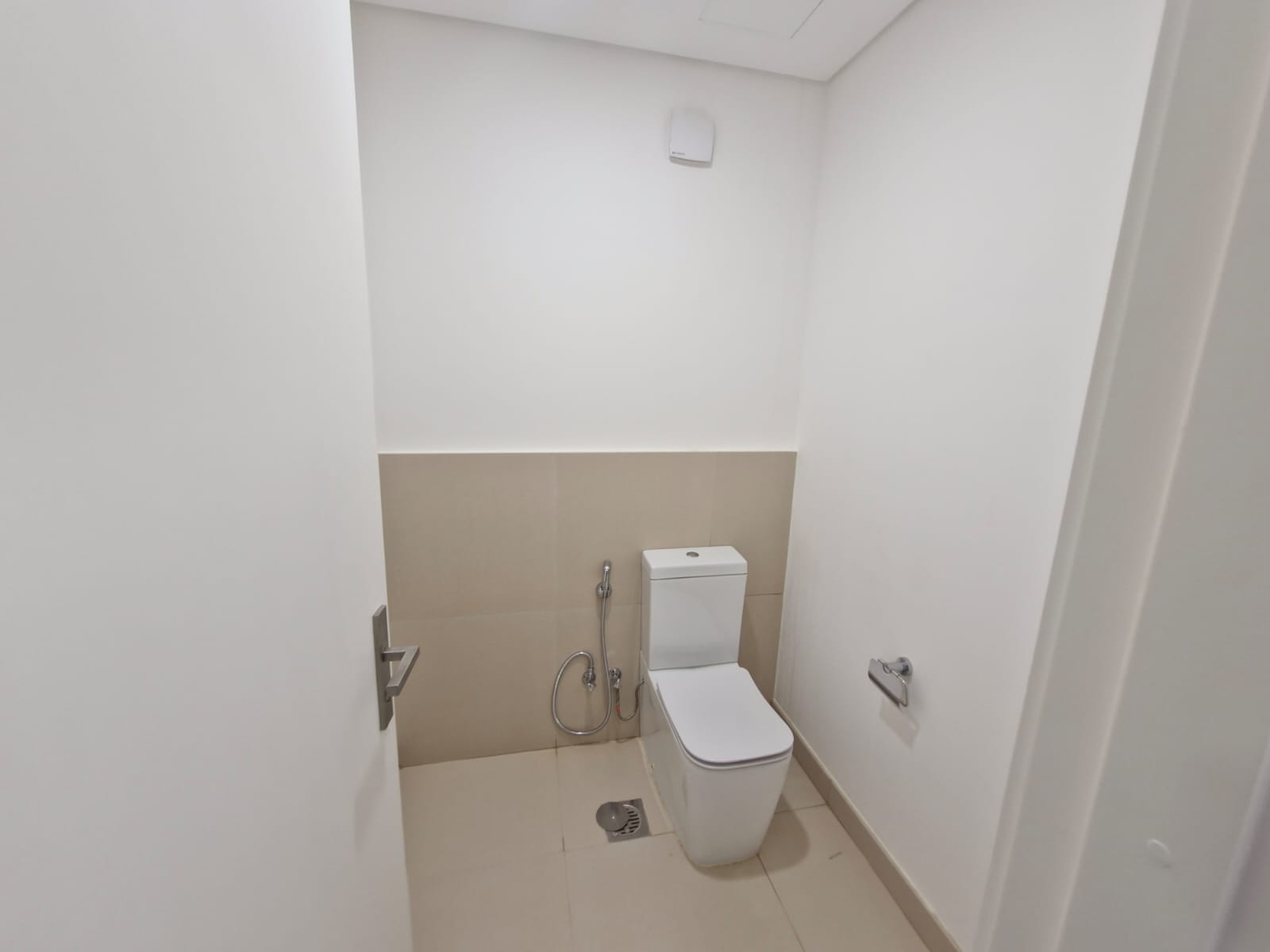 🏰 **Modern Luxury Villa | Sidra District – Roshn**   ✨ *Contemporary Design Blending Elegance, Functionality & Sustainability*  